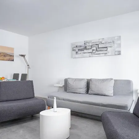 Strandidyll Ap 10, Balkon Mit Meerblick, Strandkorb * Binz